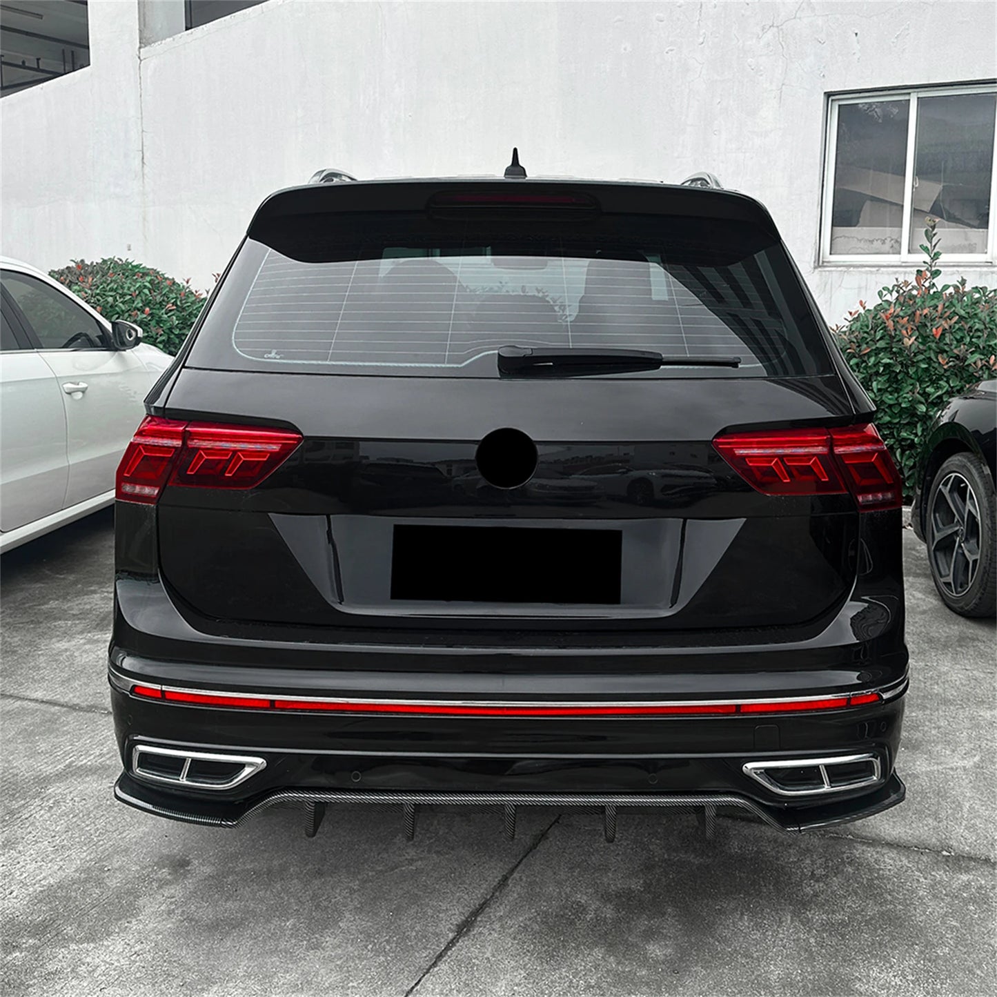 Supporto Spoiler Posteriore Esterno VW Tiguan R-Line